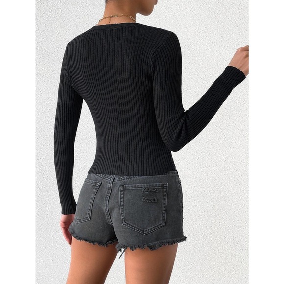 minimalist Ribbed Knit Button down Cropped Cardigan sweater black - Picture 2 of 11